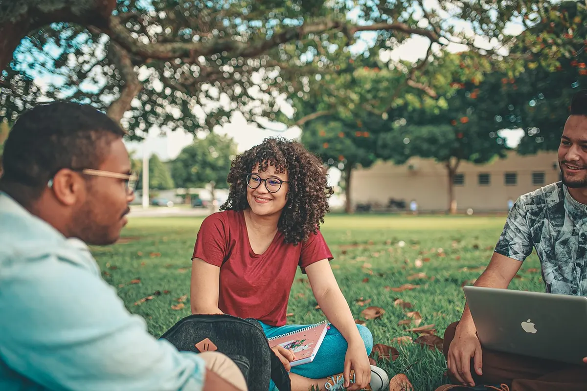 How to Disagree About a Book Without Falling Out: A Guide to Respectful Book Chat